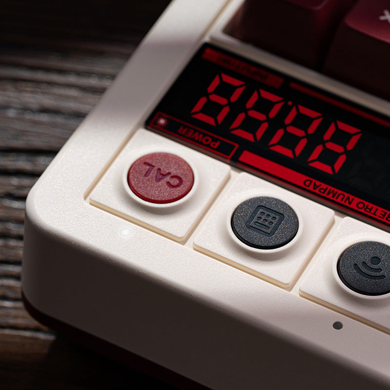 8BitDo Retro 18 Mechanical Numpad - Retro Gaming Accessory
