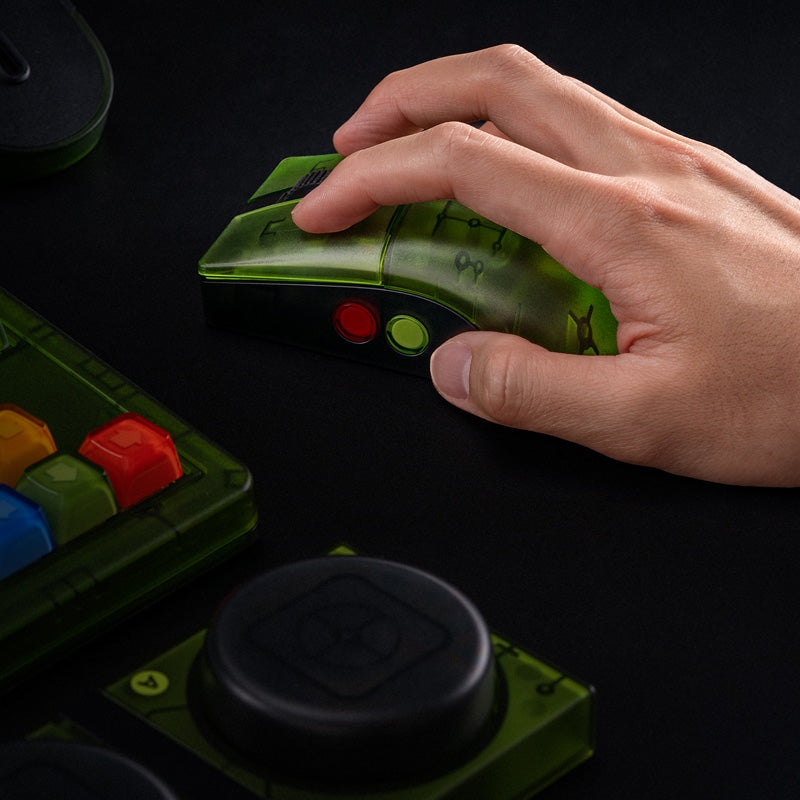 8BitDo Retro R8 Mouse - Xbox Edition - Wireless Gaming Mouse